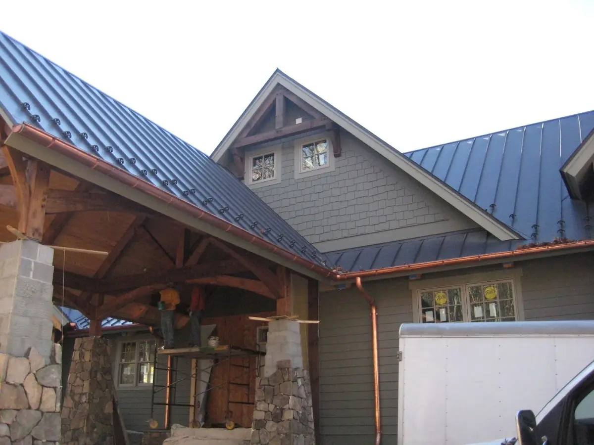Craftsman Roofing team delivering quality roofing work in Lakeridge